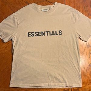 Fear of God Essentials short sleeve t-shirt